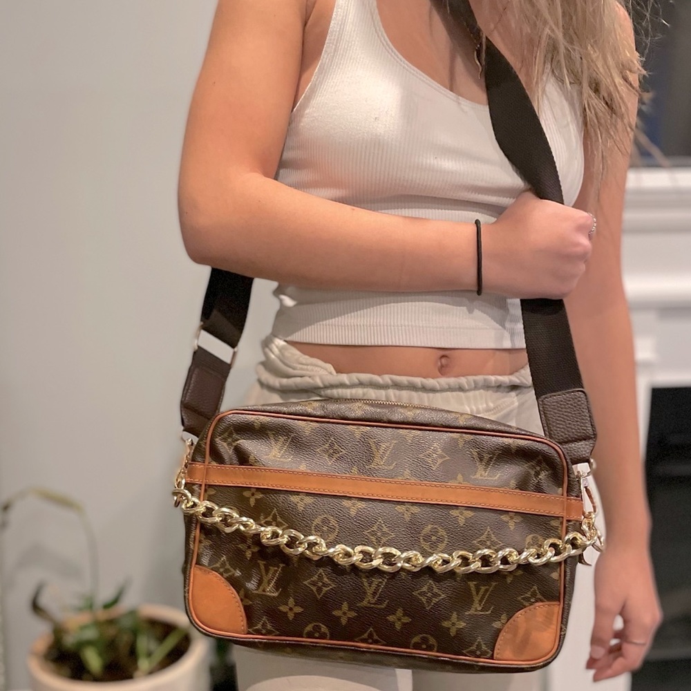 Louis Vuitton Compiegne 28 Shoulder/Crossbody Bag